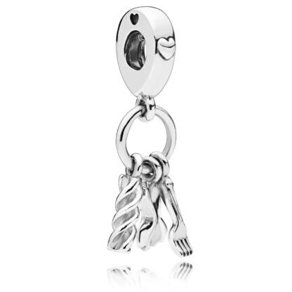 Eating Spaghetti with Fork Charm