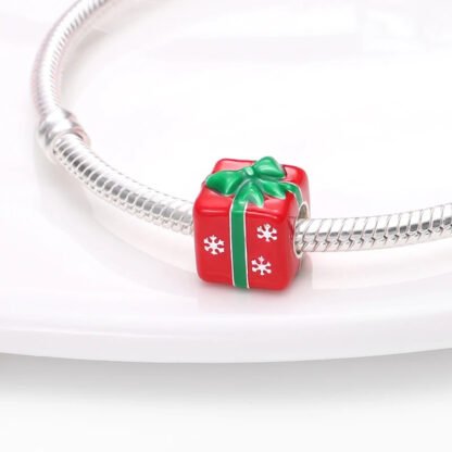 Christmas Present Gift Charm - Image 2